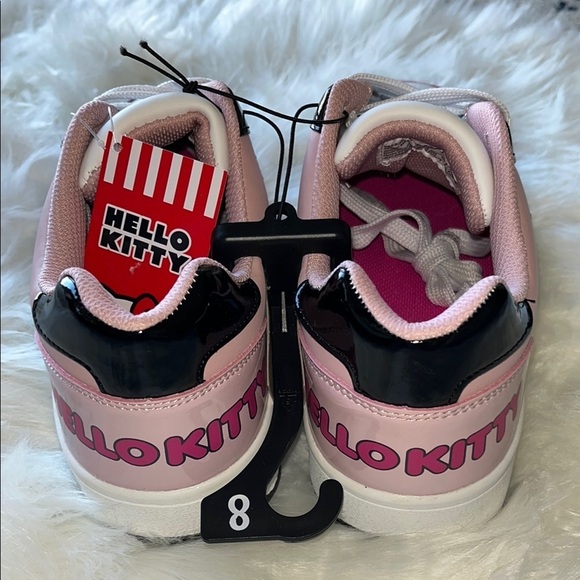 🆕 Sanrio Hello Kitty Sneakers Size 8 - Picture 2 of 9